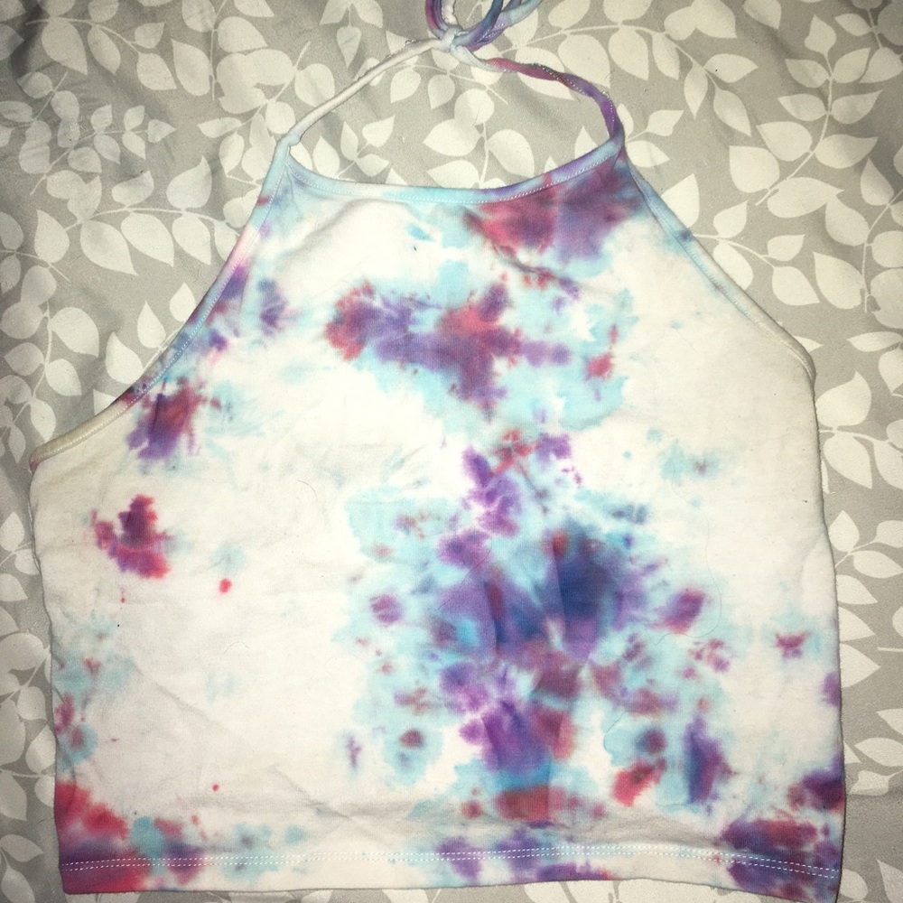 Crop top halter tank